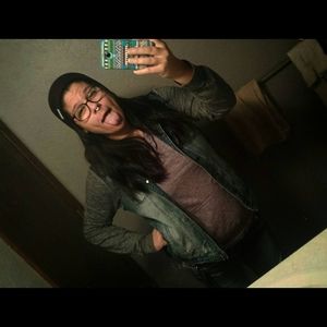 Meet your Posher, Maria