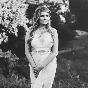 Meet your Posher, Ravyn