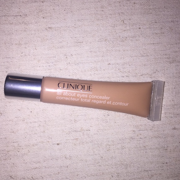 Clinique All about eyes .33oz  Light Petal (03)