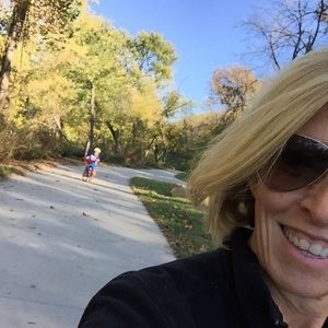 Meet your Posher, Nancy