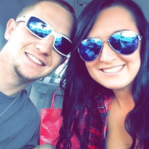 Meet your Posher, Victoria