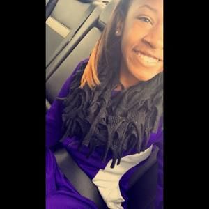 Meet your Posher, Shania