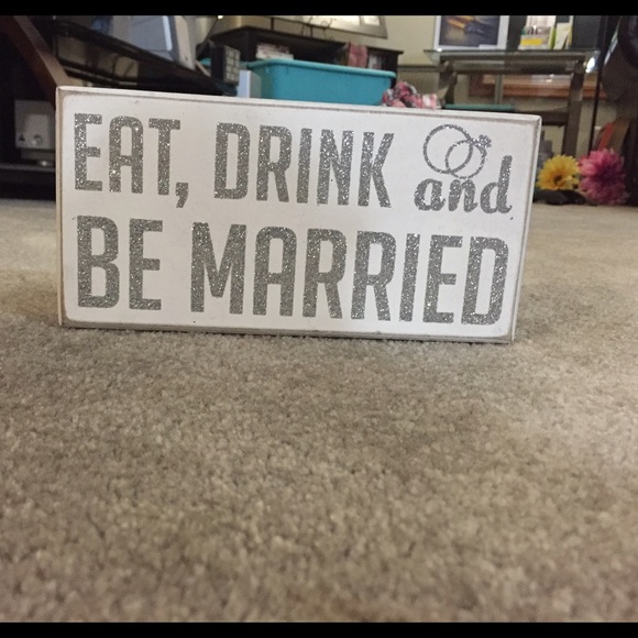 Signs - Picture 3 of 4