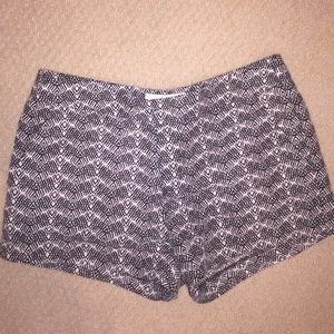 Black and white Joie shorts size 4
