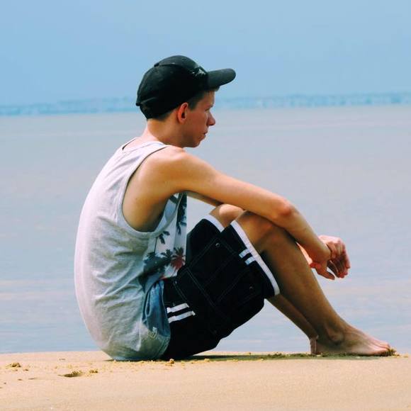 Meet your Posher, David - Picture 1 of 1