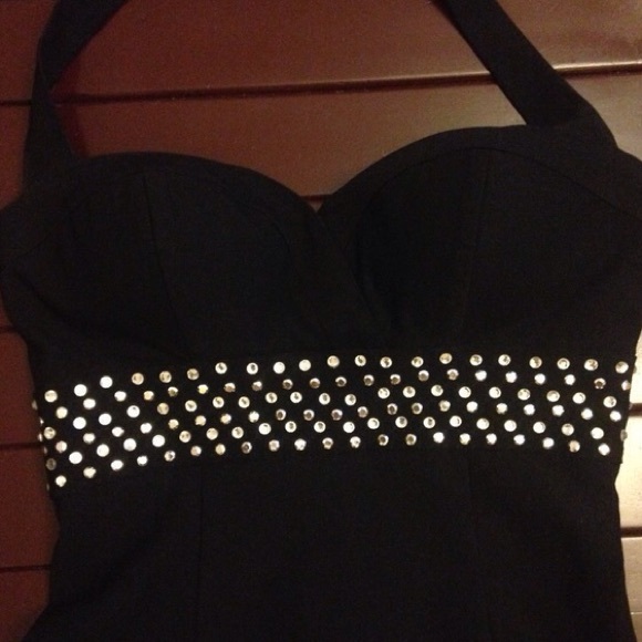 Black Guess Mini Dress 💯