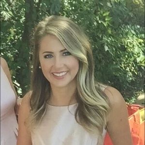 Meet your Posher, Brittney