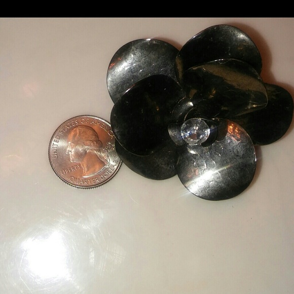 2 Rings - Picture 2 of 3