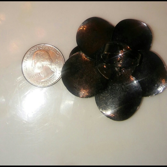 2 Rings - Picture 3 of 3