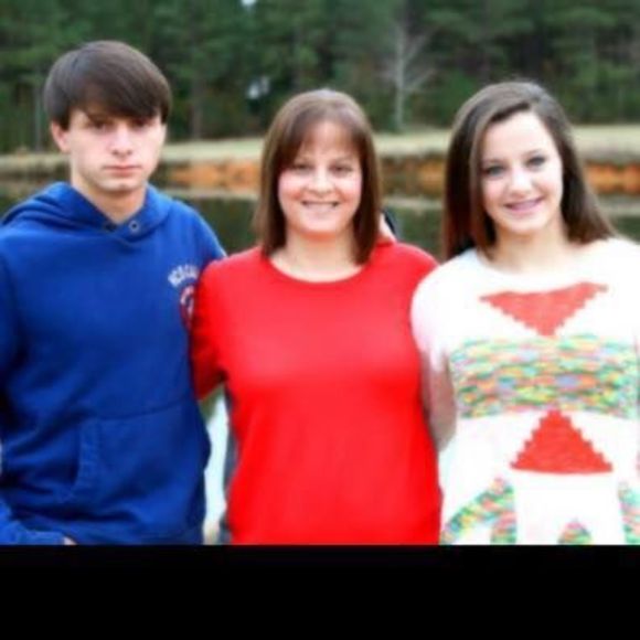 Meet your Posher, Carla