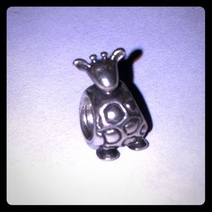 Giraffe pandora charm