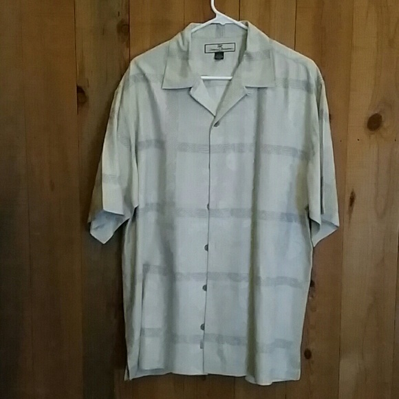 Tommy Bahama dress shirt - Picture 1 of 2
