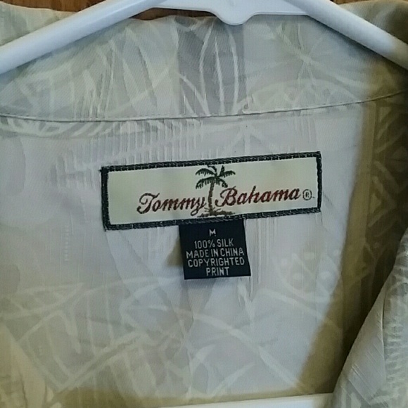 Tommy Bahama dress shirt - Picture 2 of 2