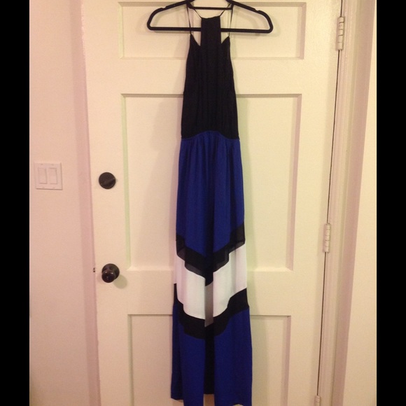 Black, white and blue maxi dress by Arden B - Picture 3 of 3