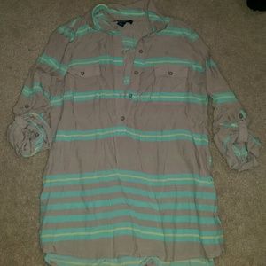 Old Navy half button up shirt