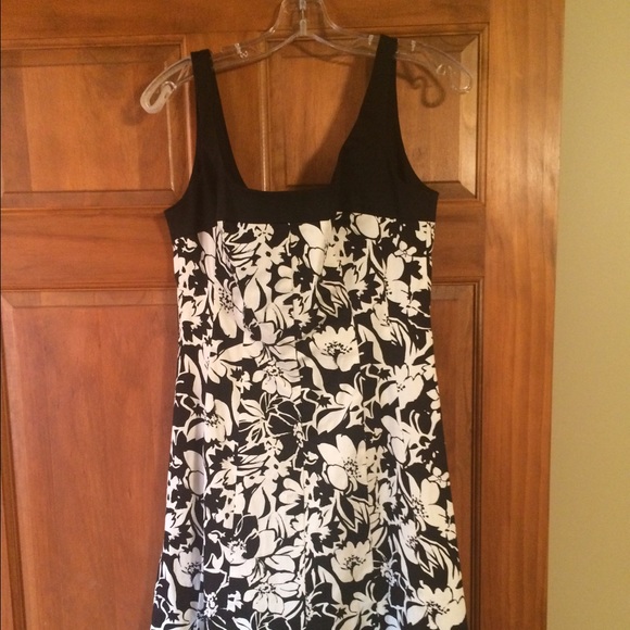 Black and white Dress