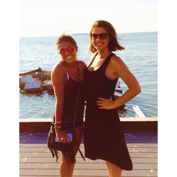 Meet your Posher, Adriana - Picture 1 of 1