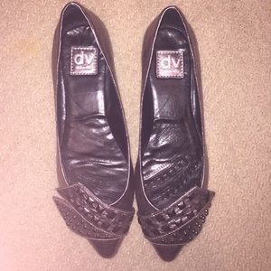 Dolce Vita metallic pointed flats size 8