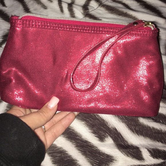 Red ruby wristlet - Picture 3 of 4