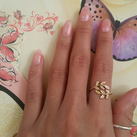 18k Leaf ring - Picture 2 of 4