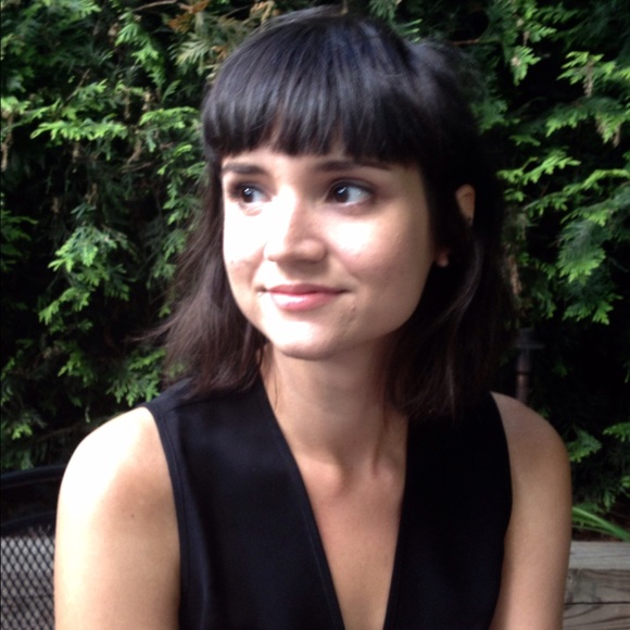 Meet your Posher, Isabel - Picture 1 of 1