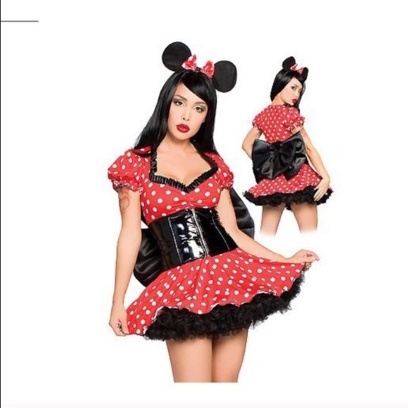 Minnie Mouse costume