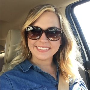 Meet your Posher, Keshia