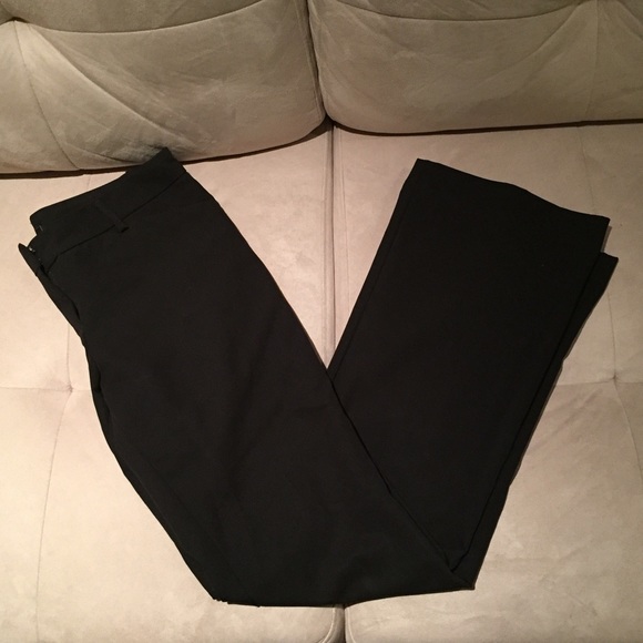 Cute dress pants for work or interviews 😊