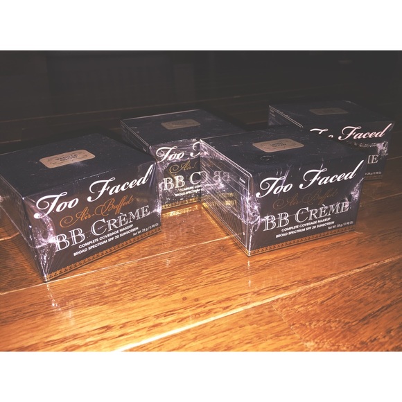 Too Faced Air Buffed BB Creme