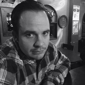 Meet your Posher, Alicia