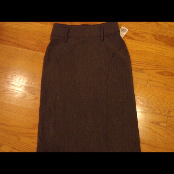 Slim grey skirt.  New with Tags. Size M.