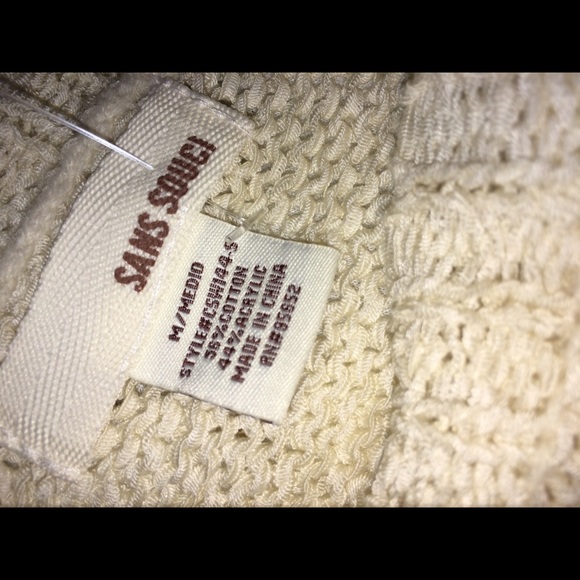 🚨NWOT Ivory Cutee sweater🚨 - Picture 3 of 3