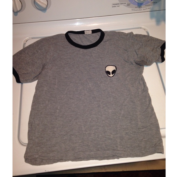 Brandy Melville Tops - Brandy Melville Alien Top