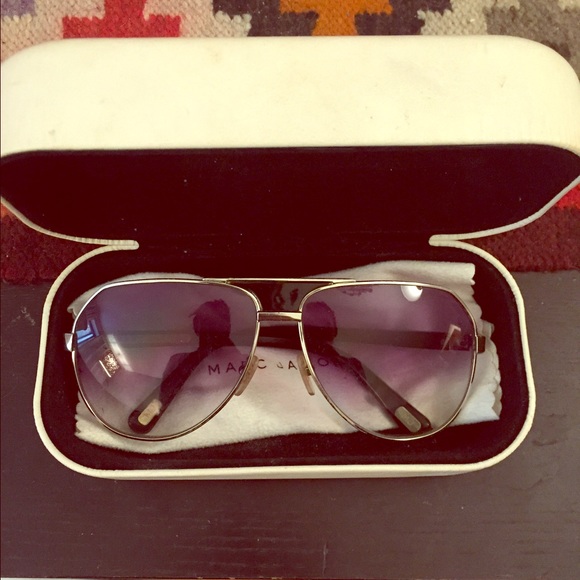 💥SOLD ON MERC💥Marc Jacobs Aviators