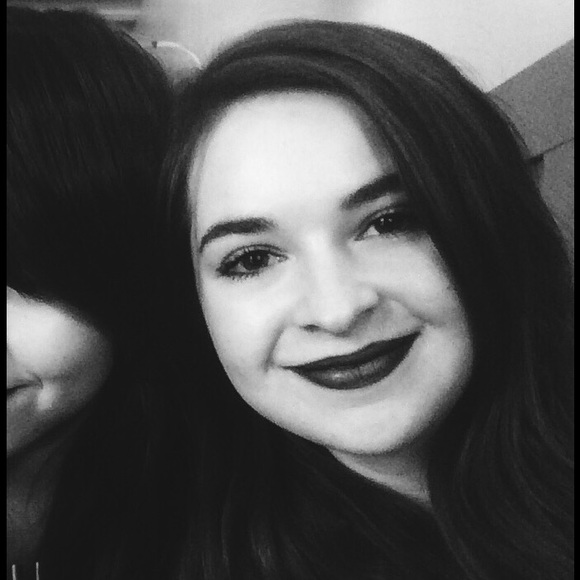 Meet your Posher, Chanielle - Picture 1 of 1