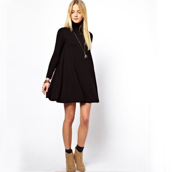 Sold! Xs/S AdrienneVittadini black cowl neck dress