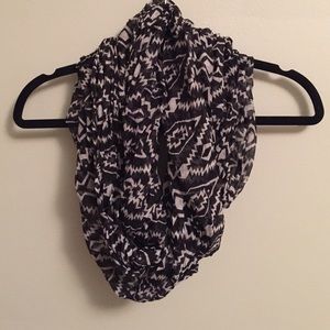 Zigzag Infinity Scarf