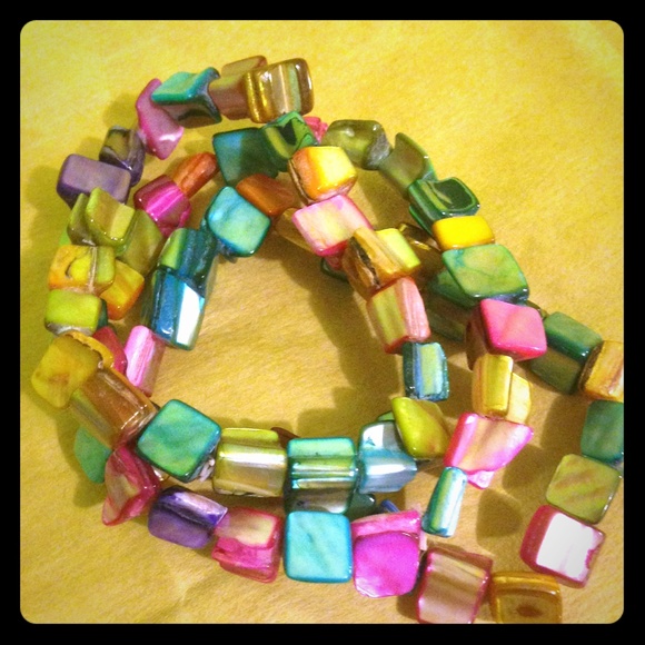 Multicoloured metallic bracelets