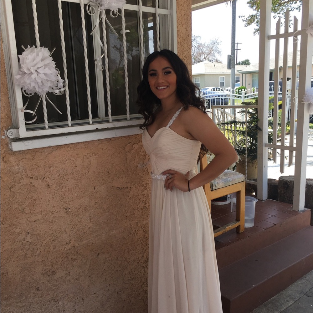 Meet your Posher, Julissa