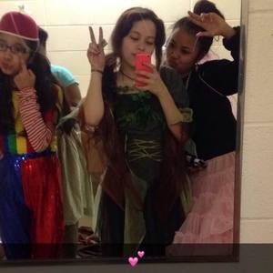 Meet your Posher, Kelly