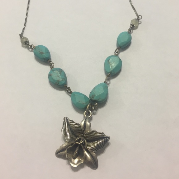 Necklace - Picture 2 of 2