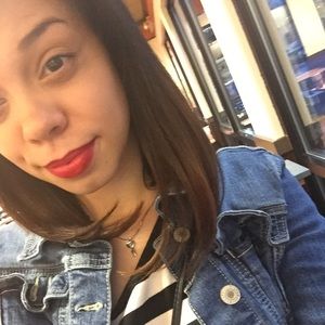 Meet your Posher, Faith