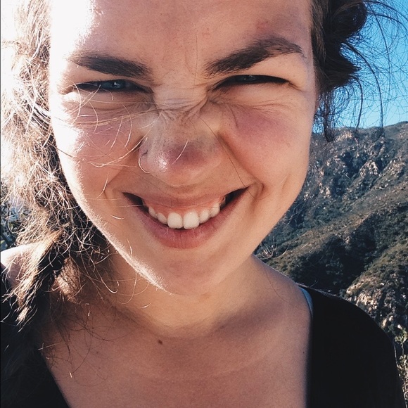 Meet your Posher, Amanda - Picture 1 of 1