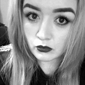 Meet your Posher, Vania