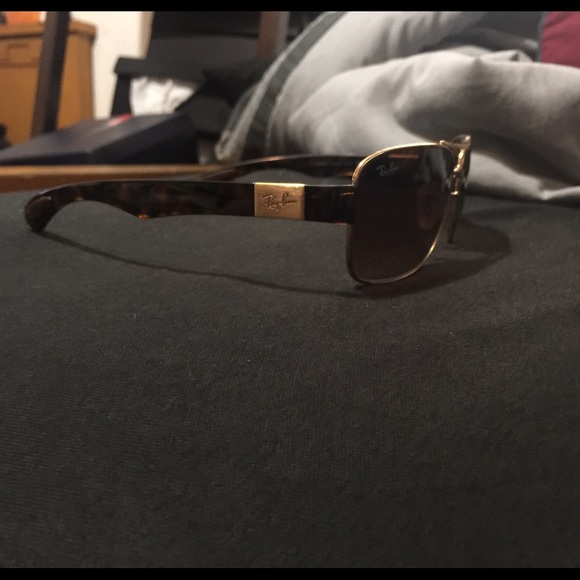 Ray Ban