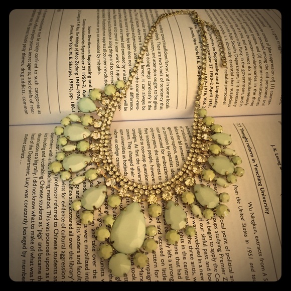 🎉Price Drop🎉Statement necklace