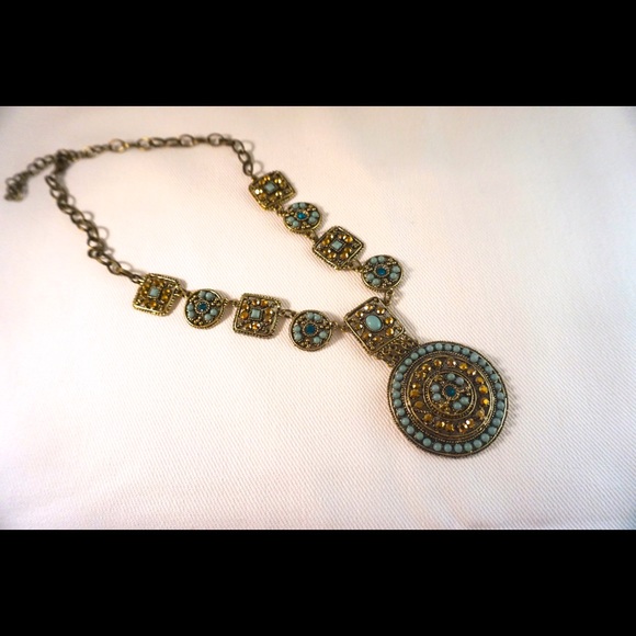 Turquoise crystal blue statement piece necklace - Picture 2 of 3