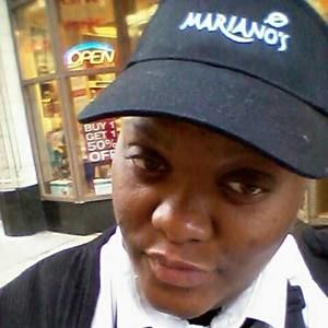 Meet your Posher, Monique