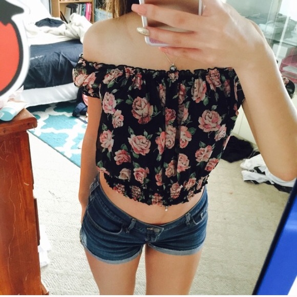 Floral off shoulder crop top