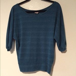 Blue wet seal top